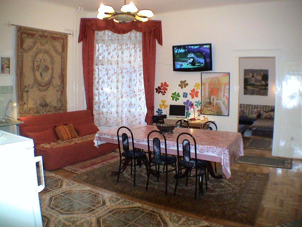 Garibaldi 5 Apartments & Rooms Budapest Phòng bức ảnh