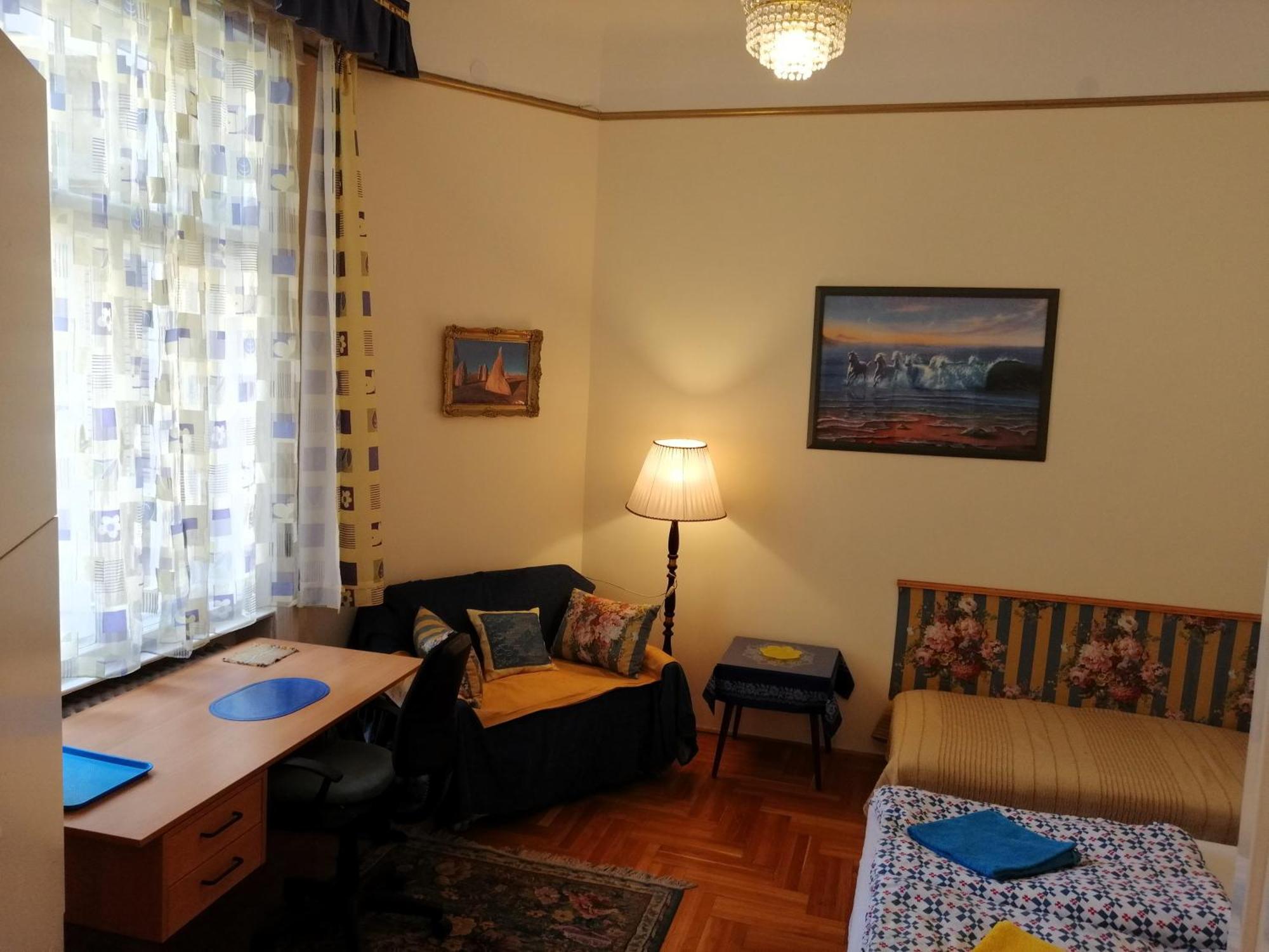 Garibaldi 5 Apartments & Rooms Budapest Ngoại thất bức ảnh